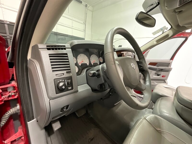 2008 Dodge Ram 3500 Laramie Quad Cab 4X4 / 6.7L DIESEL / NEW TIRES / BRAND NEW TIRES / ZERO RUST - Photo 35 - Gladstone, OR 97027