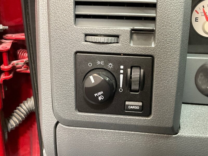 2008 Dodge Ram 3500 Laramie Quad Cab 4X4 / 6.7L DIESEL / NEW TIRES / BRAND NEW TIRES / ZERO RUST - Photo 41 - Gladstone, OR 97027