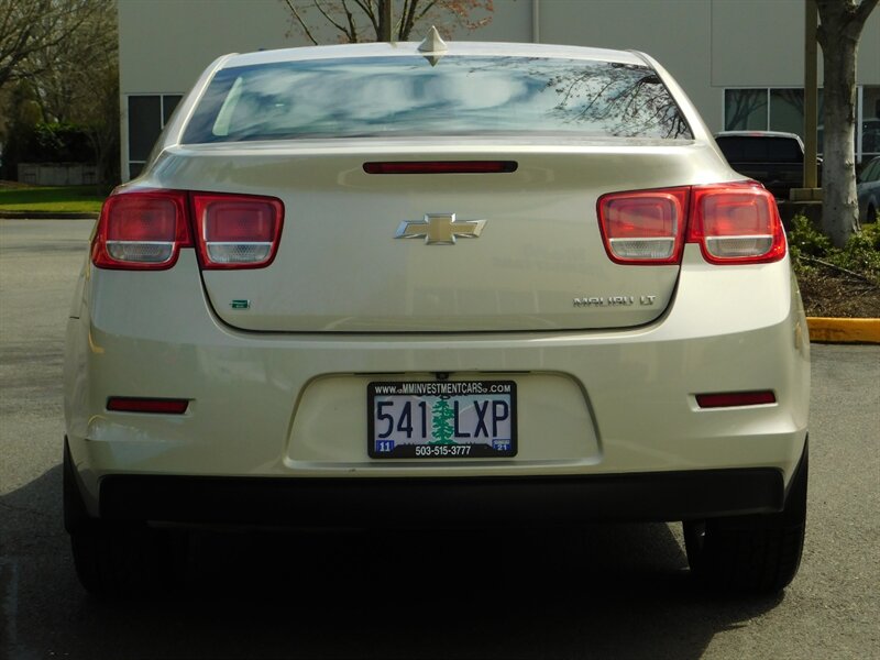 2015 Chevrolet Malibu LT / Leather / Navigation / Backup Camera / CLEAN