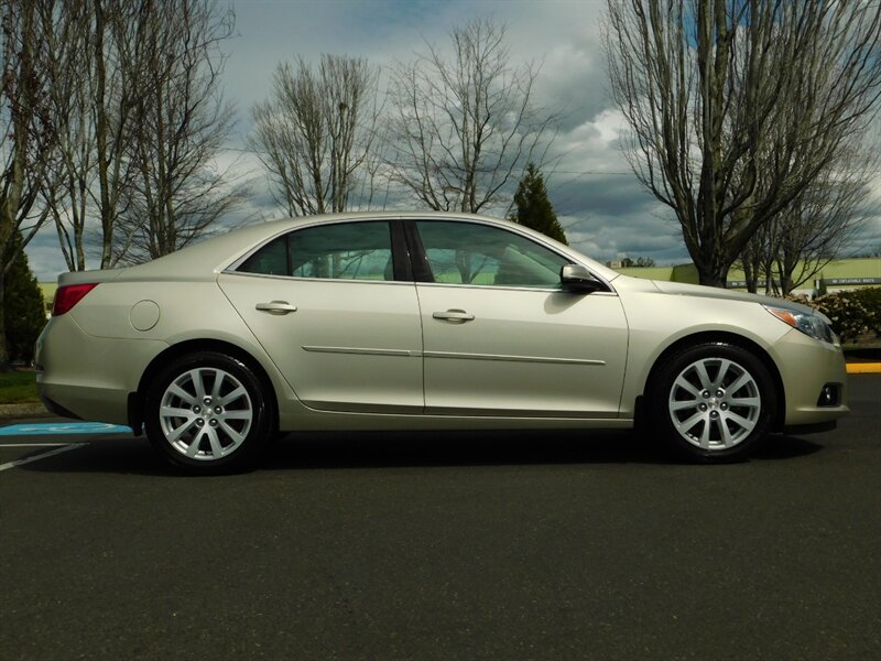 2015 Chevrolet Malibu LT / Leather / Navigation / Backup Camera / CLEAN   - Photo 4 - Portland, OR 97217