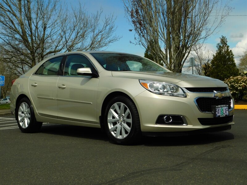 2015 Chevrolet Malibu LT / Leather / Navigation / Backup Camera / CLEAN   - Photo 2 - Portland, OR 97217