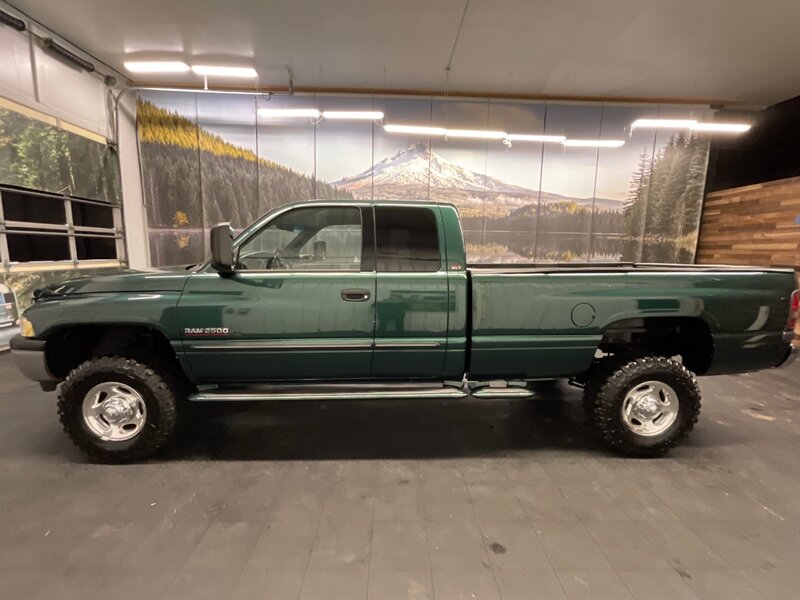 2002 Dodge Ram 2500 SLT Laramie Quad Cab 4X4 / 5.9L CUMMINS DIESEL  LONG BED / LOCAL TRUCK / RUST FREE / 142,000 MILES - Photo 3 - Gladstone, OR 97027