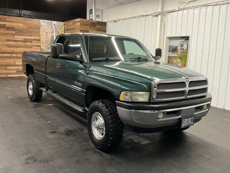 2002 Dodge Ram 2500 SLT Laramie Quad Cab 4X4 / 5.9L CUMMINS DIESEL  LONG BED / LOCAL TRUCK / RUST FREE / 142,000 MILES - Photo 2 - Gladstone, OR 97027