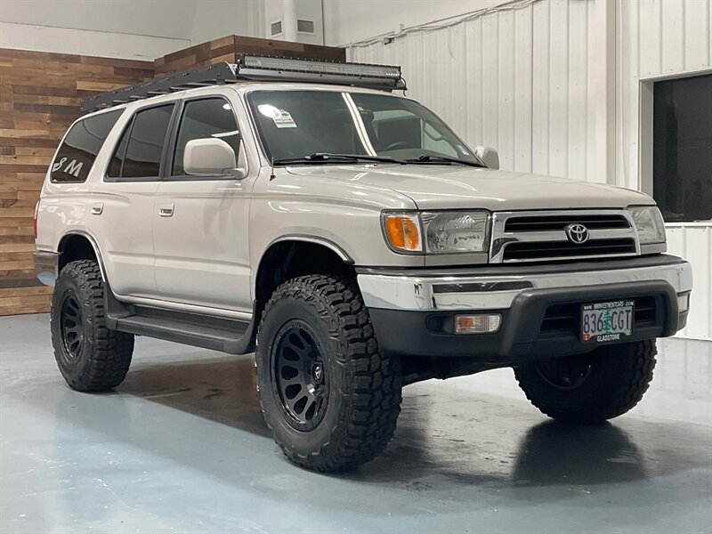 2000 Toyota 4Runner SR5 4X4 / Leather / NEW LIFT WHEELS TIRES  / LOCAL w. ZERO RUST - Photo 49 - Gladstone, OR 97027