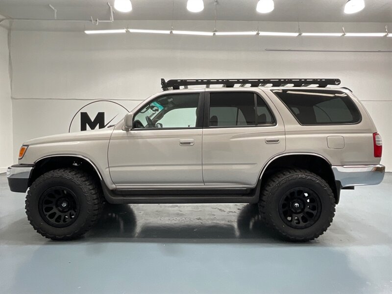 2000 Toyota 4Runner SR5 4X4 / Leather / NEW LIFT WHEELS TIRES  / LOCAL w. ZERO RUST - Photo 3 - Gladstone, OR 97027