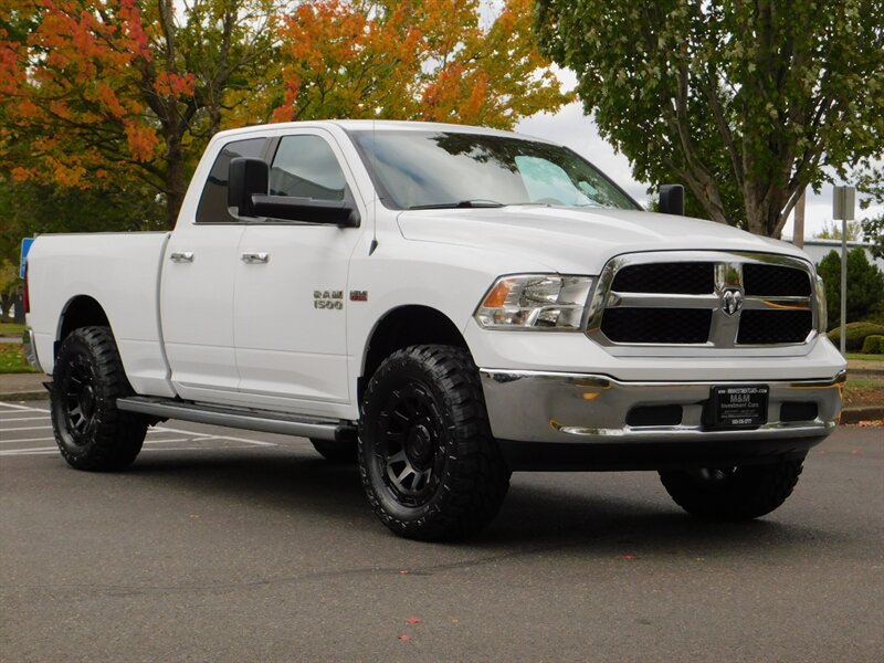 2015 RAM 1500 SLT 4X4 / 5.7L HEMI / 1-OWNER / NEW LIFT/ 80K MILE   - Photo 2 - Portland, OR 97217