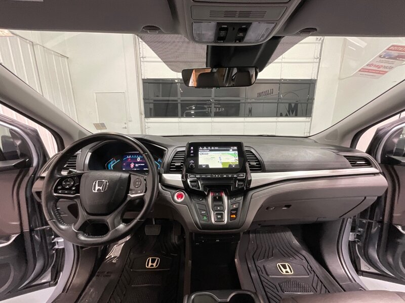 2019 Honda Odyssey EX-L MiniVan / Sunroof / Navi / DVD / Leather  / BRAND NEW TIRES - Photo 41 - Gladstone, OR 97027