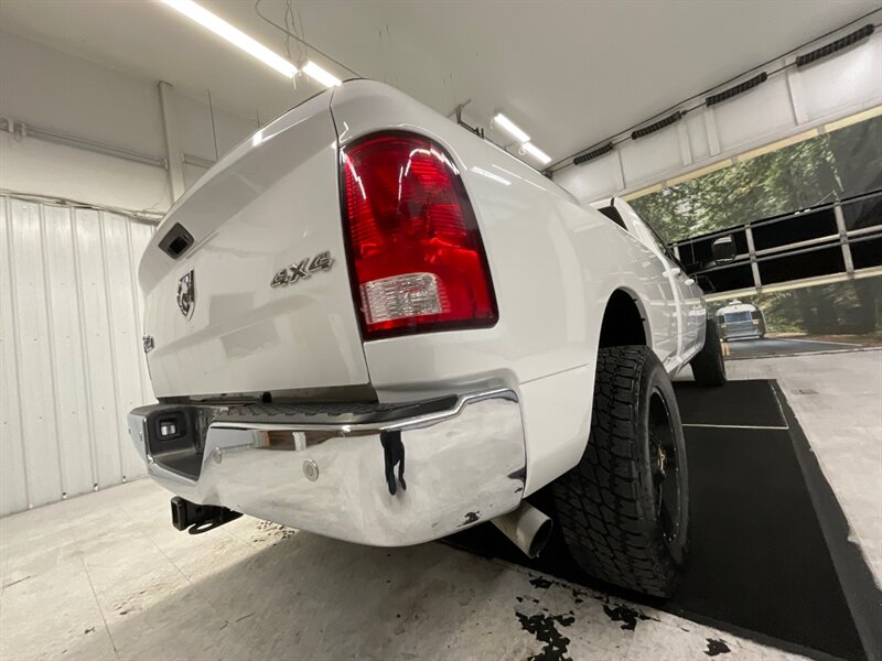 2018 RAM 3500 Big Horn Crew Cab 4X4 / 6.7L DIESEL / Long Bed  / Navigation & Backup Camera  / 105K Miles - Photo 10 - Gladstone, OR 97027