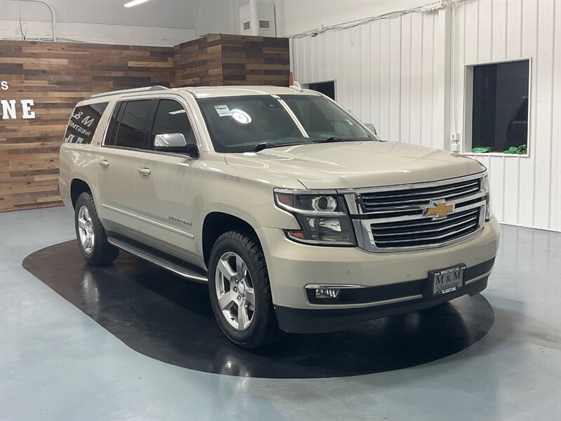 2016 Chevrolet Suburban LTZ 4X4 / 5.3L V8 / Captain Chairs /BRAND NEW TIRE  / Heated & Ventilated Seats - Photo 2 - Gladstone, OR 97027