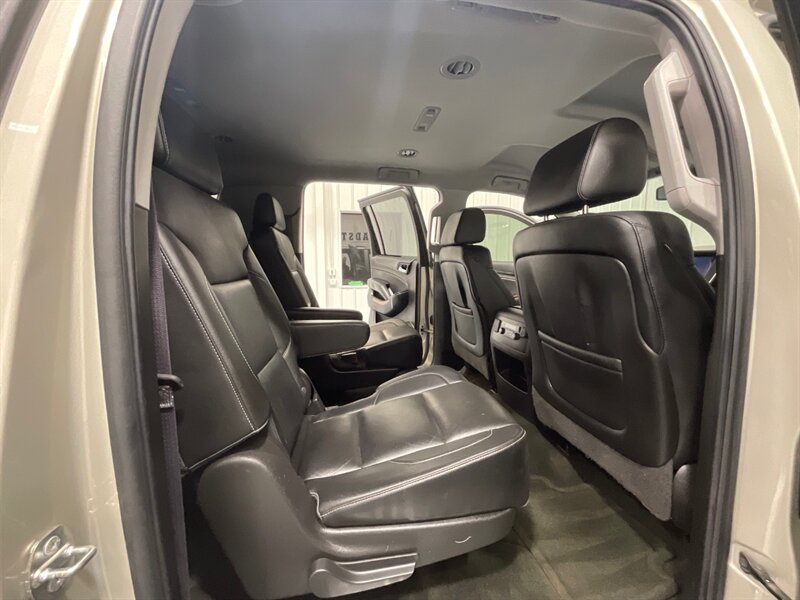 2016 Chevrolet Suburban LTZ 4X4 / 5.3L V8 / Captain Chairs /BRAND NEW TIRE  / Heated & Ventilated Seats - Photo 14 - Gladstone, OR 97027