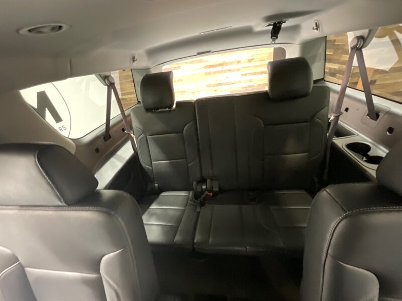 2016 Chevrolet Suburban LTZ 4X4 / 5.3L V8 / Captain Chairs /BRAND NEW TIRE  / Heated & Ventilated Seats - Photo 12 - Gladstone, OR 97027