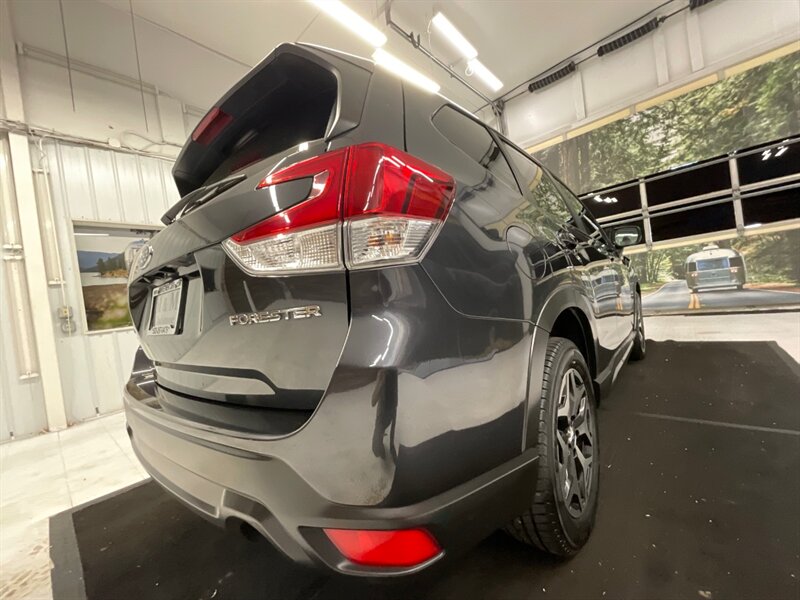 2019 Subaru Forester Premium Sport Utility AWD / Panorama roof /1-OWNER  / Backup Camera / Blind Spot Alert / Excel Cond / 78,000 MILES - Photo 26 - Gladstone, OR 97027