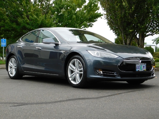 2014 Tesla Model S 85 Autopilot Rear Jump Seat Pano