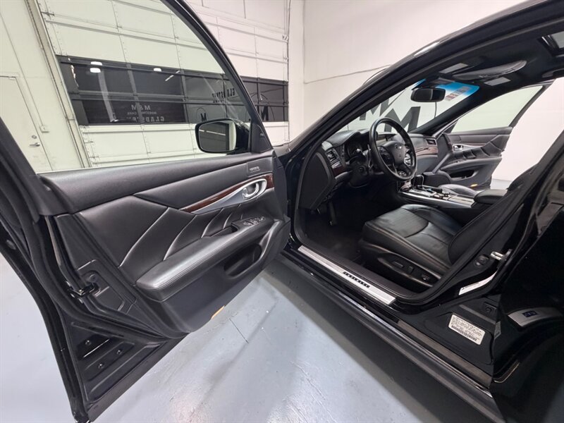 2013 INFINITI M37 x AWD / 3.7L V6 / Tech Pkg /1-OWNER /53K MILES - Photo 30 - Gladstone, OR 97027