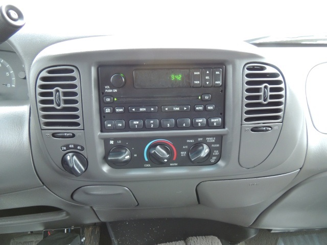 2003 Ford F-150 XLT CREW CAB 4X4   - Photo 19 - Portland, OR 97217