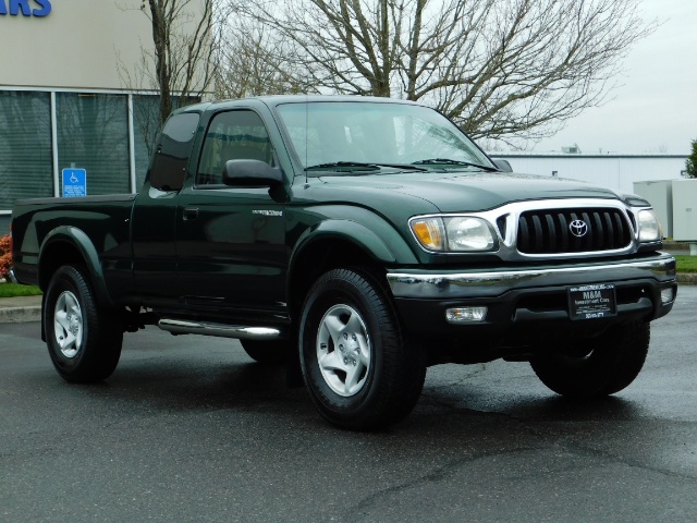 2002 Toyota Tacoma PreRunner V6 / SR5 / Extra Cab / Leather /Low Mile   - Photo 2 - Portland, OR 97217