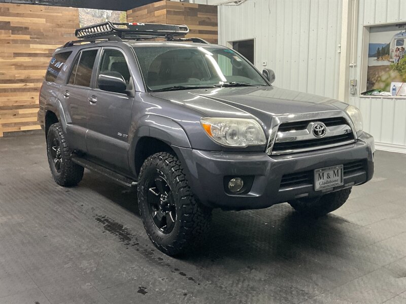 2007 Toyota 4Runner Sport Utility 4X4 / Diff Locks / LOCAL / CLEAN  LOCAL OREGON / RUST FREE / LUGGAGE RACK / SHARP SHARP - Photo 2 - Gladstone, OR 97027