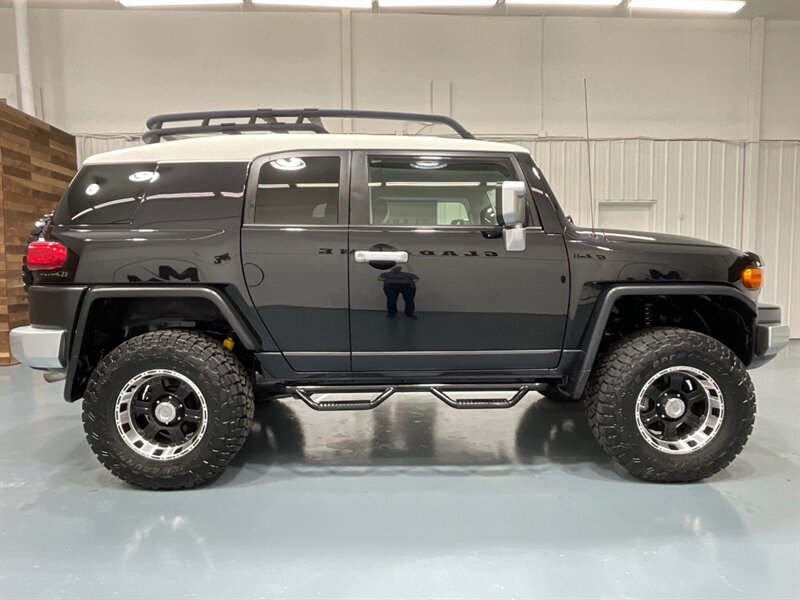 2008 Toyota FJ Cruiser 4X4 / 4.0L 6Cyl / LIFTED / LOCAL / 120K MILES  / ZERO RUST - Photo 4 - Gladstone, OR 97027