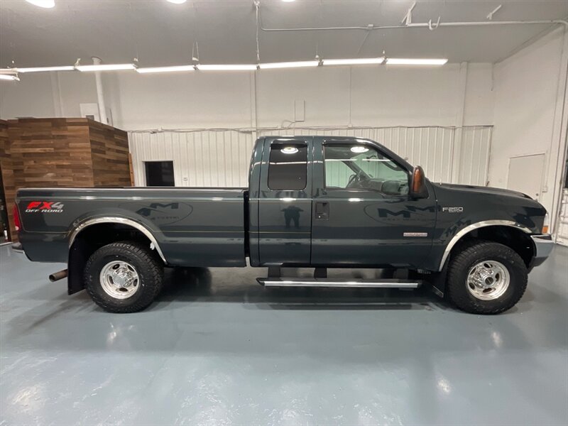 2004 Ford F-250 Lariat 4X4 6.0L DIESEL / ZERO RUST / Leather Seats  / Towing Pkg / Backup Camera - Photo 4 - Gladstone, OR 97027