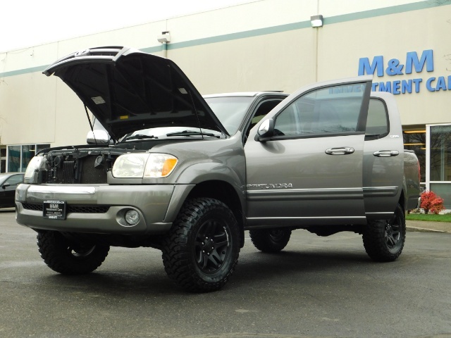 2005 Toyota Tundra SR5 4dr Double Cab / 4X4 / LIFTED / LOW MILES   - Photo 25 - Portland, OR 97217