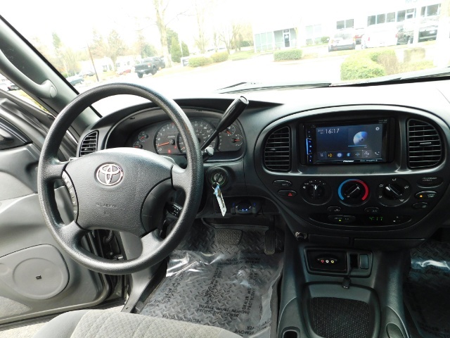 2005 Toyota Tundra SR5 4dr Double Cab / 4X4 / LIFTED / LOW MILES   - Photo 18 - Portland, OR 97217