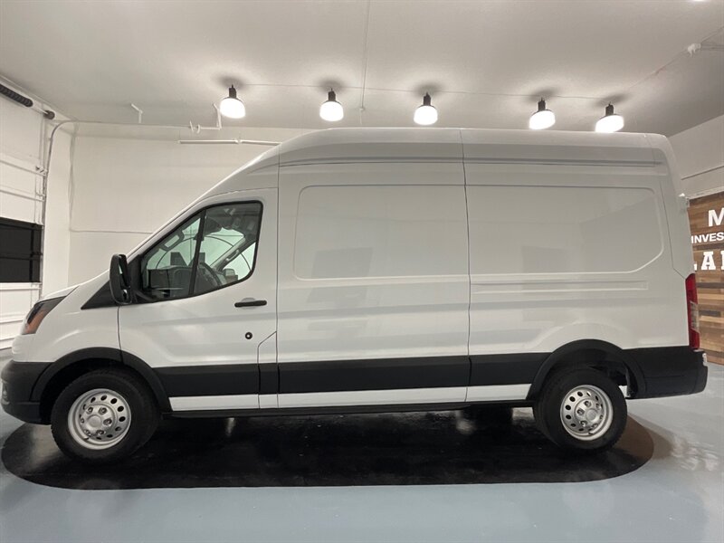 2022 Ford Transit 250 CARGO VAN AWD / HIGHROOF LWB / 13K MILES  / 4X4 / Backup Camera - Photo 4 - Gladstone, OR 97027