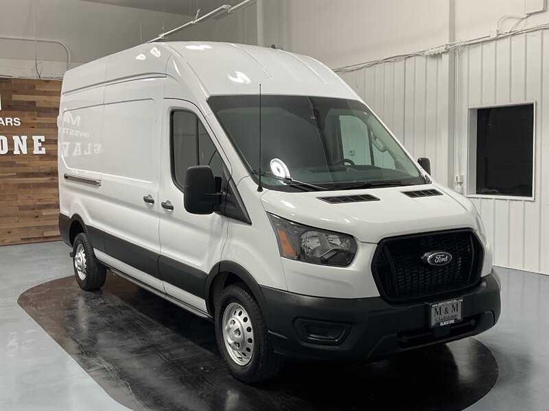 2022 Ford Transit 250 CARGO VAN AWD / HIGHROOF LWB / 13K MILES  / 4X4 / Backup Camera - Photo 3 - Gladstone, OR 97027