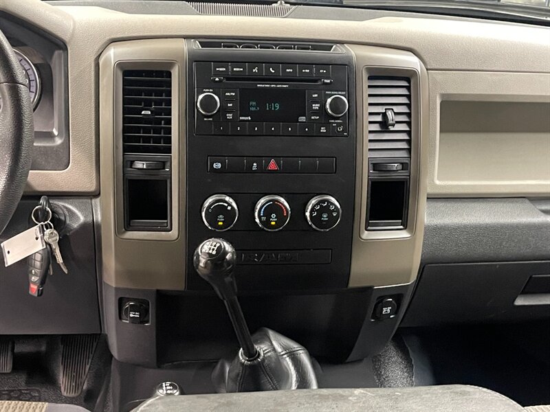 2012 RAM 3500 Crew Cab 4X4 / 6.7L   - Photo 21 - Gladstone, OR 97027