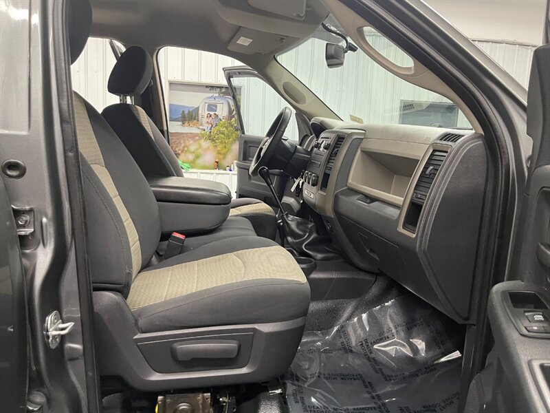 2012 RAM 3500 Crew Cab 4X4 / 6.7L   - Photo 16 - Gladstone, OR 97027