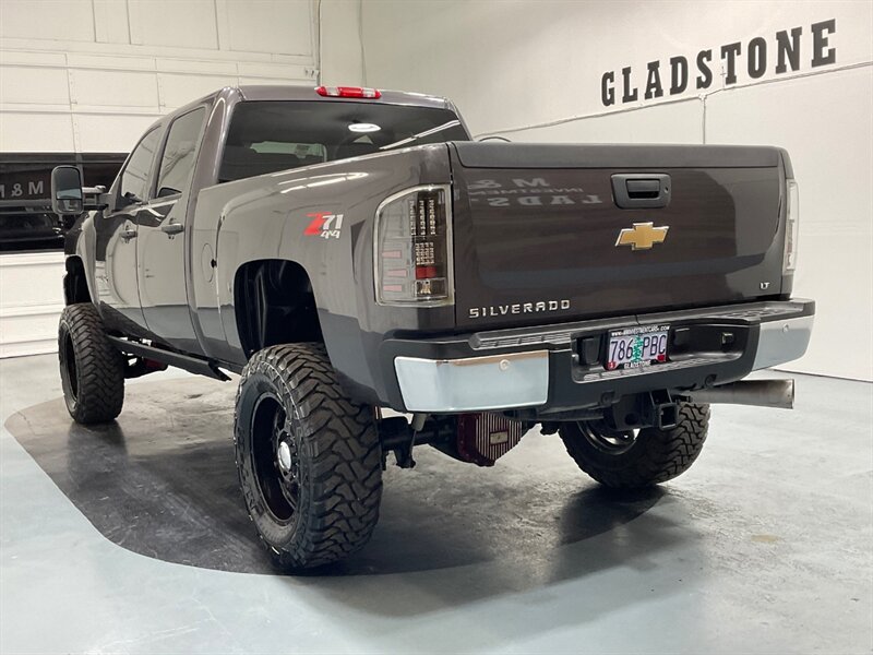 2011 Chevrolet Silverado 2500 LT Crew Cab 4X4 / 6.6L DIESEL DURAMAX / LIFTED  / 37inc MUD TIRES - Photo 8 - Gladstone, OR 97027