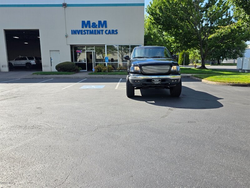 2001 Ford F-150 SUPER CREW 4X4 V8 / LARIAT / LEATHER / *RCD* LIFT / 4-DOOR / 6-PASSENGER SEATING / FRESH TRADE-IN - Photo 49 - Portland, OR 97217