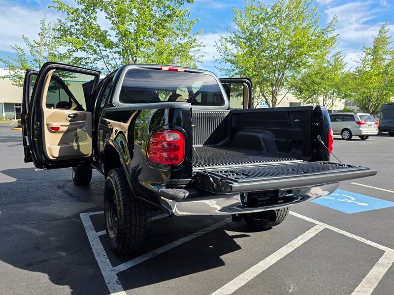 2001 Ford F-150 SUPER CREW 4X4 V8 / LARIAT / LEATHER / *RCD* LIFT / 4-DOOR / 6-PASSENGER SEATING / FRESH TRADE-IN - Photo 27 - Portland, OR 97217