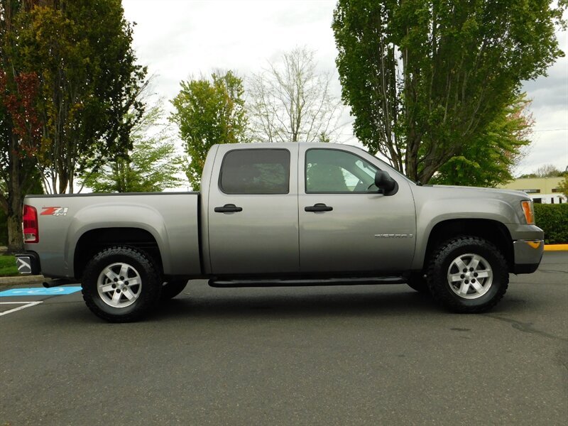 2007 GMC Sierra 1500 SLE Crew Cab 4X4 Z71 OFF RD / LIFTED / Excel Cond   - Photo 4 - Portland, OR 97217