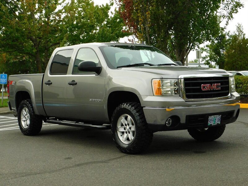 2007 GMC Sierra 1500 SLE Crew Cab 4X4 Z71 OFF RD / LIFTED / Excel Cond   - Photo 2 - Portland, OR 97217