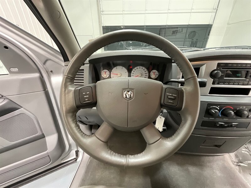 2009 Dodge Ram 2500 SLT BIG HORN 4X4 / 6.7L CUMMINS DIESEL /NEW TIRES / SHORT BED / ZERO RUST / NEVERHAD A GOOSE NECK OR A FIFTH WHEEL INSTALLED - Photo 19 - Gladstone, OR 97027