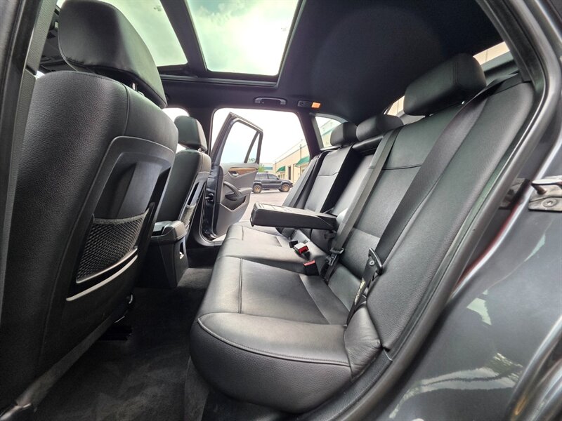 2013 BMW X1 xDrive35i Twin Turbo / M-SPORT / LOADED / 78K MILS / COLD WEATHER PKG / PARK ASSIST / PANORAMIC ROOF / FULLY LOADED - Photo 15 - Portland, OR 97217