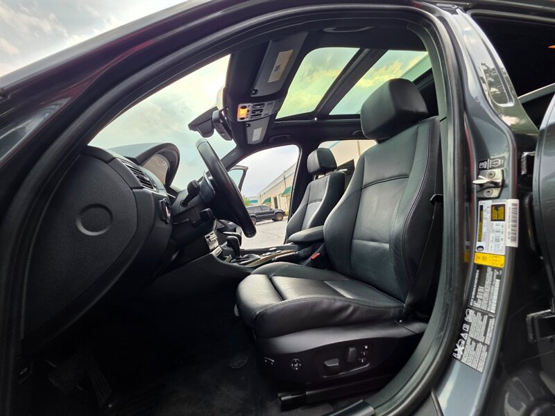 2013 BMW X1 xDrive35i Twin Turbo / M-SPORT / LOADED / 78K MILS / COLD WEATHER PKG / PARK ASSIST / PANORAMIC ROOF / FULLY LOADED - Photo 13 - Portland, OR 97217