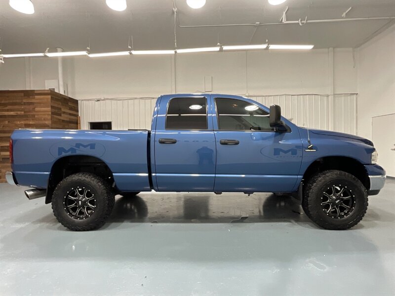 2004 Dodge Ram 2500 Laramie 4X4 / 5.9L Cummins Diesel / Leather Seats  / Heated Seats / ZERO RUST / SUPER CLEAN - Photo 4 - Gladstone, OR 97027