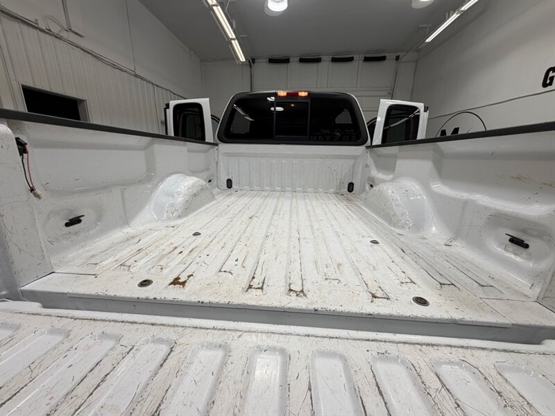2002 Ford F-150 XLT 4X4 5.4L V8 / 4Dr Extended Cab / LOW MILES /SHORT BED / LOCAL OREGON TRUCK - Photo 11 - Gladstone, OR 97027