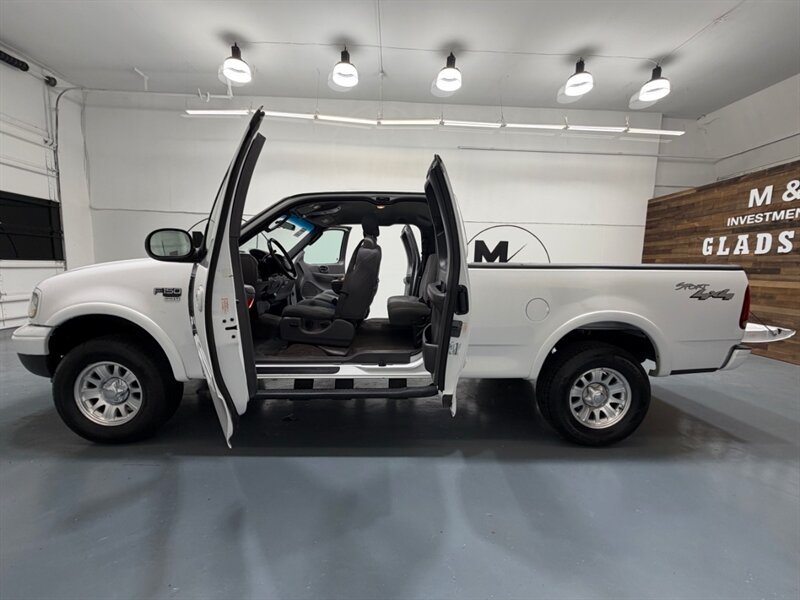 2002 Ford F-150 XLT 4X4 5.4L V8 / 4Dr Extended Cab / LOW MILES /SHORT BED / LOCAL OREGON TRUCK - Photo 12 - Gladstone, OR 97027