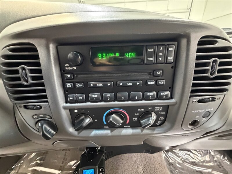 2002 Ford F-150 XLT 4X4 5.4L V8 / 4Dr Extended Cab / LOW MILES /SHORT BED / LOCAL OREGON TRUCK - Photo 19 - Gladstone, OR 97027