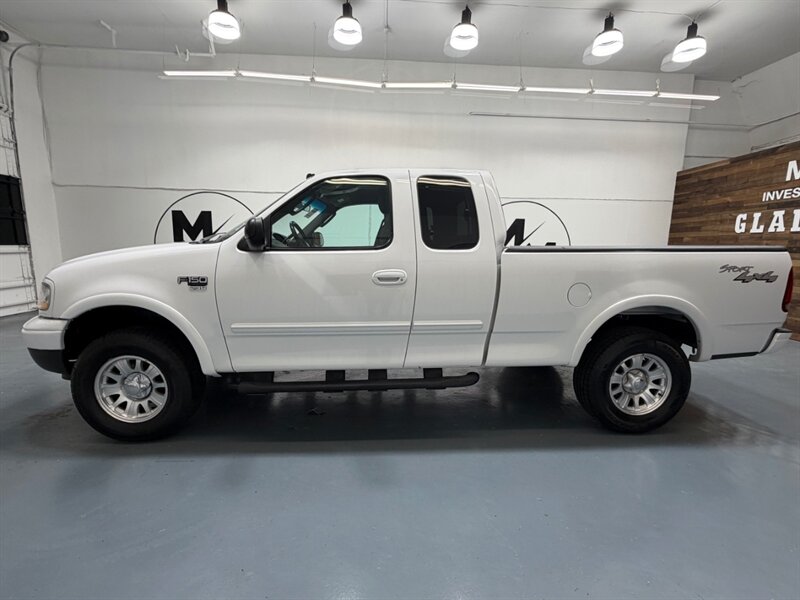 2002 Ford F-150 XLT 4X4 5.4L V8 / 4Dr Extended Cab / LOW MILES /SHORT BED / LOCAL OREGON TRUCK - Photo 3 - Gladstone, OR 97027