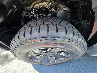 2015 Toyota Tundra CREW MAX 4X4 / V8 / XD WHEELS / NO RUST / 1-OWNER  LOCAL TRUCK / ALWAYS SERVICED @ TOYOTA RECORDS - Photo 51 - Portland, OR 97217