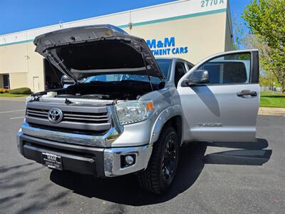 2015 Toyota Tundra CREW MAX 4X4 / V8 / XD WHEELS / NO RUST / 1-OWNER  LOCAL TRUCK / ALWAYS SERVICED @ TOYOTA RECORDS - Photo 25 - Portland, OR 97217