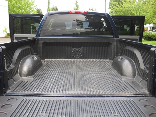 2007 Dodge Ram 1500 SLT Mega Cab / 4WD/ LIFTED MUD TIRES   - Photo 12 - Portland, OR 97217