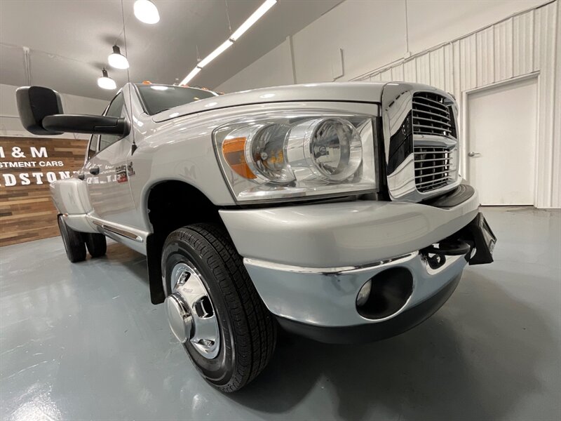 2009 Dodge Ram 3500 SLT BIG HORN 4X4 / 6.7L DIESEL / DUALLY / 6-SPEED  / 1-OWNER LOCAL w. ZERO RUST / BRAND NEW TIRES / ONLY  82,000 MILES - Photo 52 - Gladstone, OR 97027