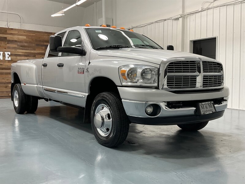 2009 Dodge Ram 3500 SLT BIG HORN 4X4 / 6.7L DIESEL / DUALLY / 6-SPEED  / 1-OWNER LOCAL w. ZERO RUST / BRAND NEW TIRES / ONLY  82,000 MILES - Photo 56 - Gladstone, OR 97027