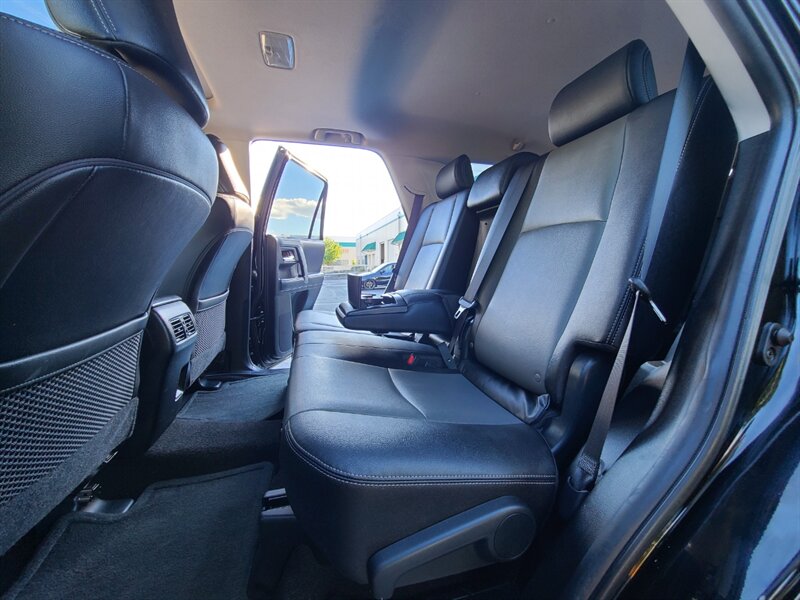 2020 Toyota 4Runner SR5 Premium 4X4 / LEATHER / 3RD SEAT / LIFTED / NEW ...