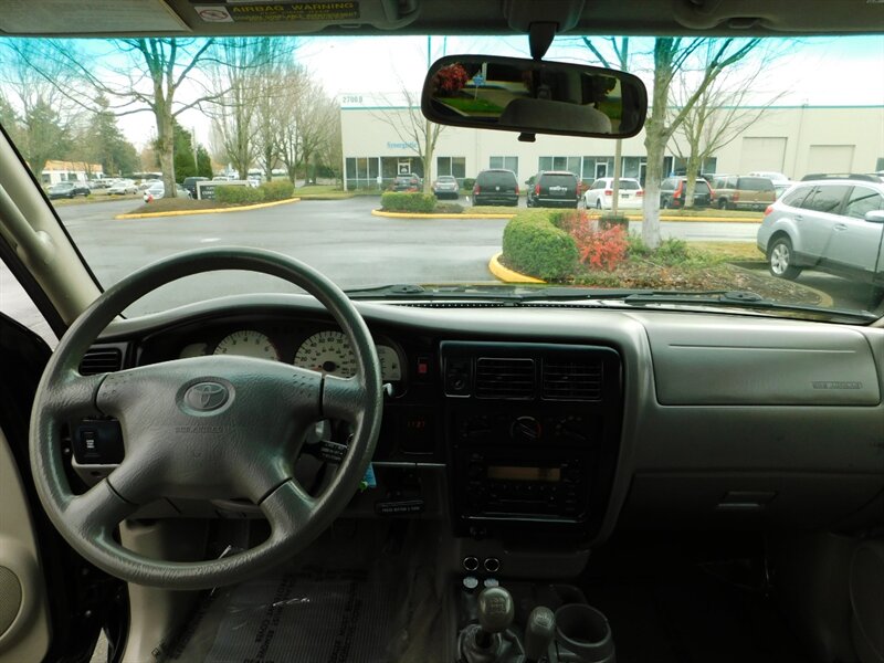 2002 Toyota Tacoma 2dr Xtracab 4X4 / 5-SPEED / LIFTED LIFTED   - Photo 32 - Portland, OR 97217