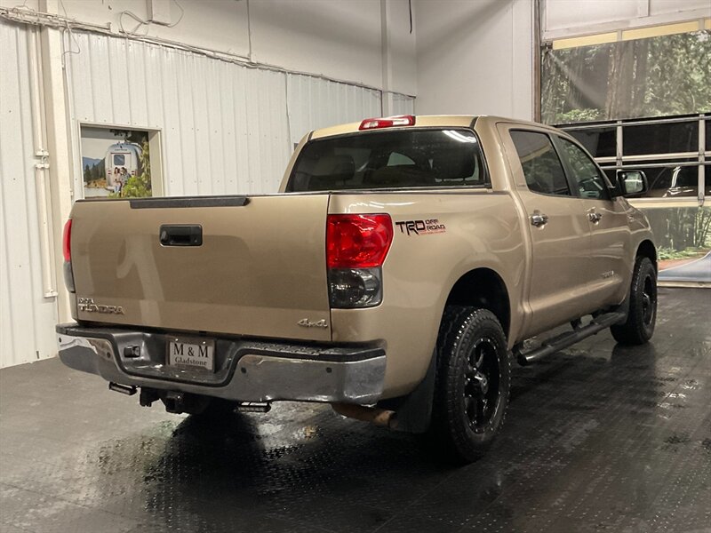 2007 Toyota Tundra Limited CrewMax 4X4 / 5.7L V8 / TRD OFF RD / LOCAL Navigation & Backup Camera / Leather & Heated Seats / Sunroof / RUST FREE - Photo 7 - Gladstone, OR 97027